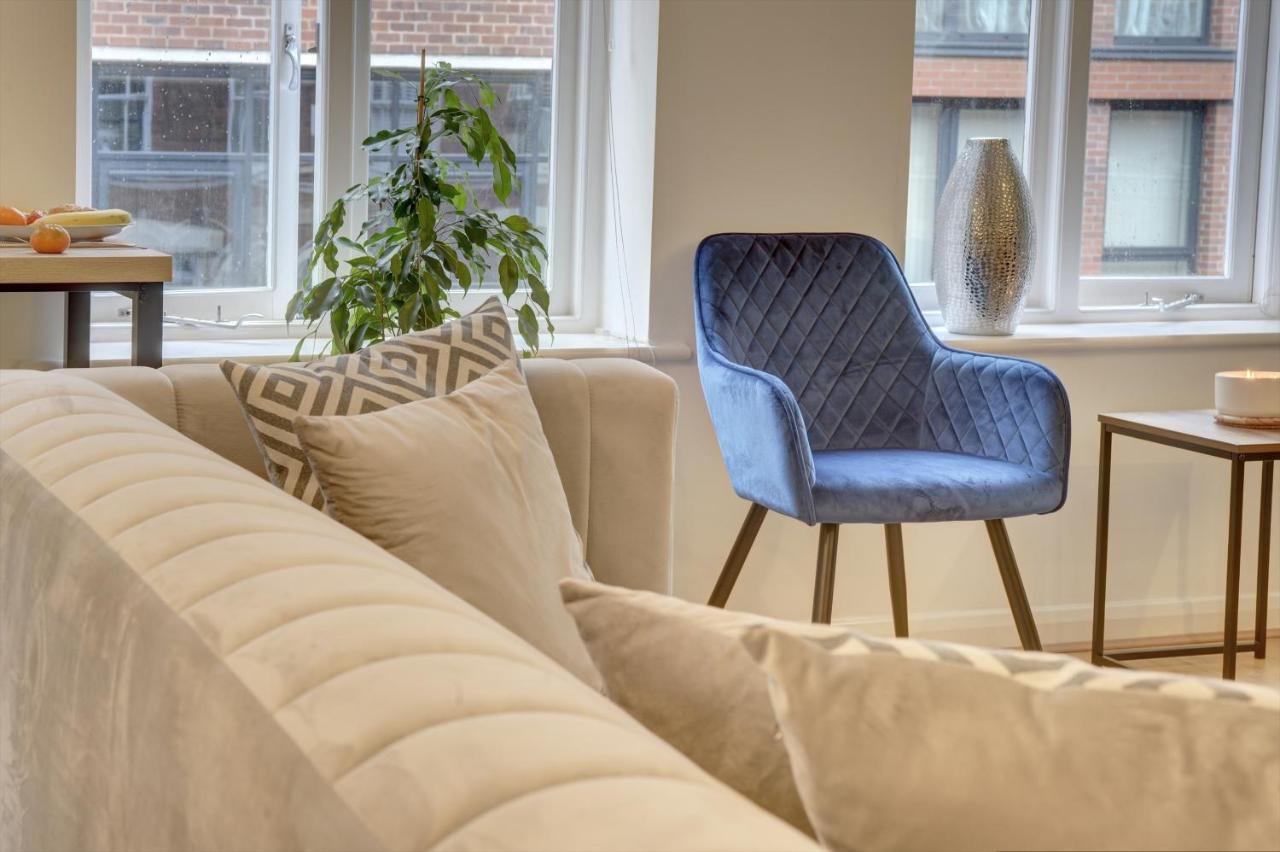 City Centre, 2 Bedroom, Secured Parking, 3 King Bed, Wifi Sleep 6 Guest Comfortable On Three King Size Beds, Jewellery Quarter , Birmingham City Centre , Allocated Secured Parking Exterior foto